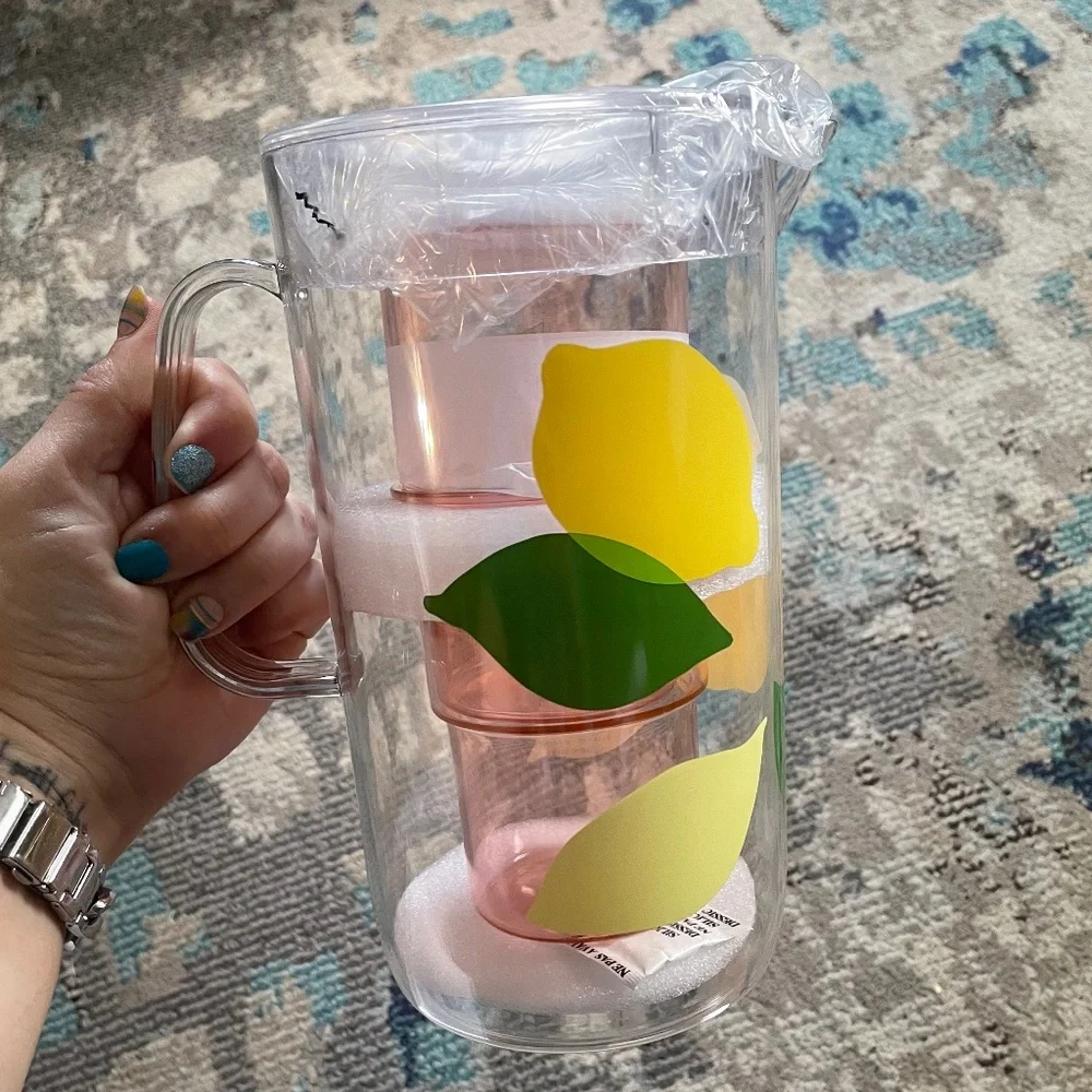 🍋 Kate Spade NY - Acrylic Lemon Pitcher & Set of 2 Cups 🍋
